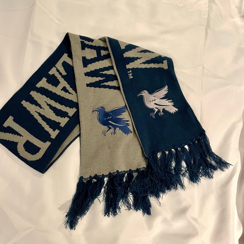 Ravenclaw scarf - The Wizarding World of Harry Potter